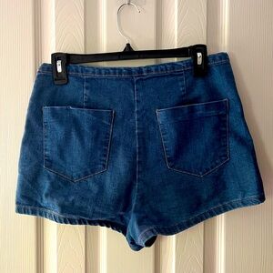 NWOT Forever 21 Denim Jean Shorts with Fancy Snap Close Sailor vibes